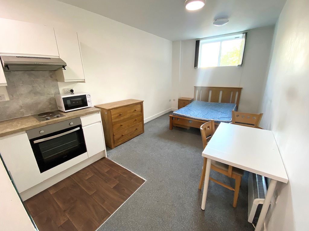 Property photo 2 of 6