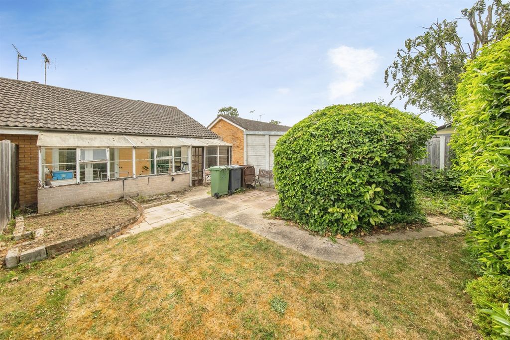 Property photo 2 of 11