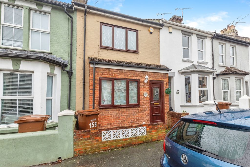 Property photo 1 of 8