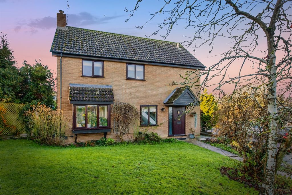 Property photo 1 of 15