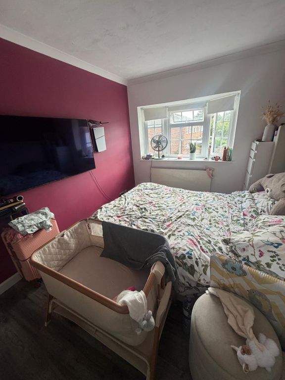 Property photo 2 of 5 Gallery