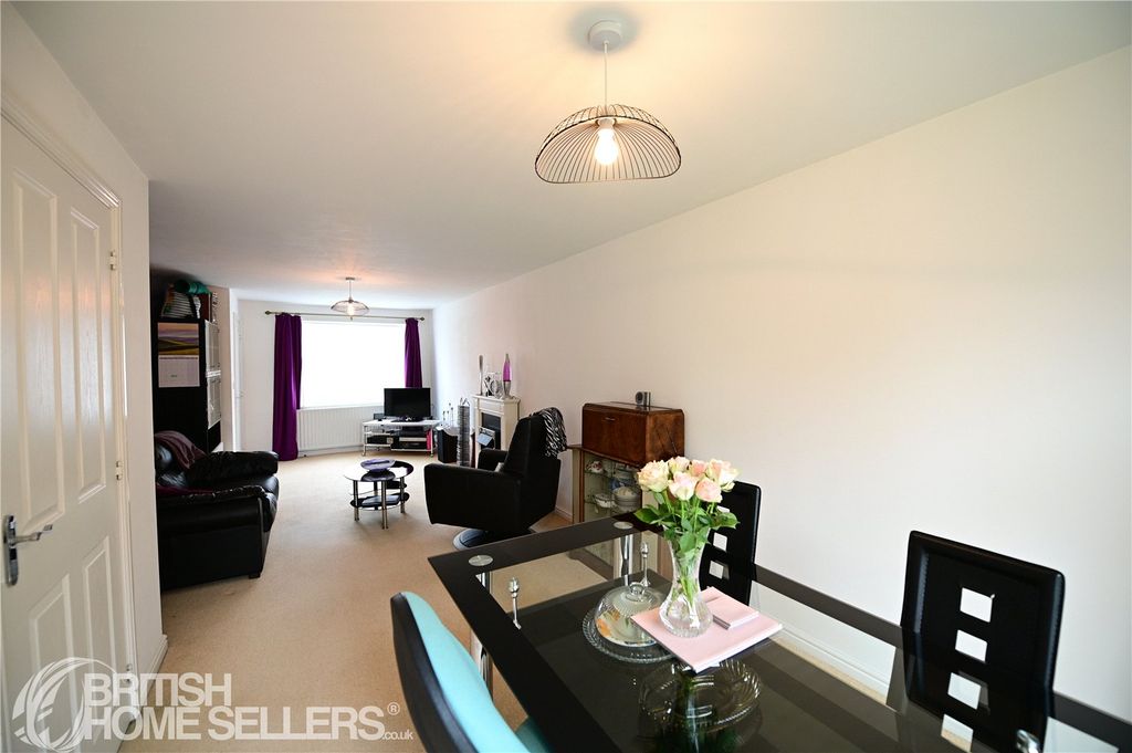 Property photo 2 of 15 Picture No. 05