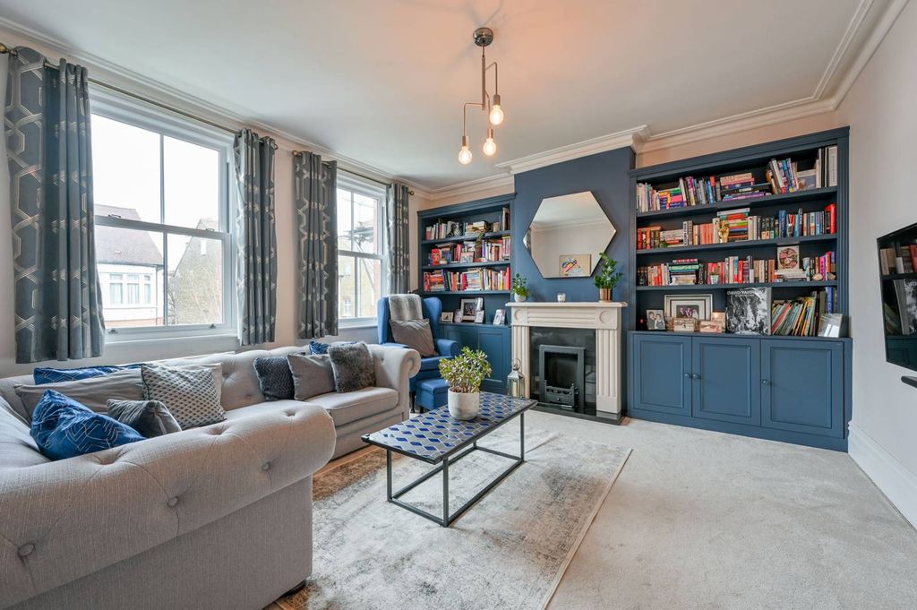 Property photo 1 of 16