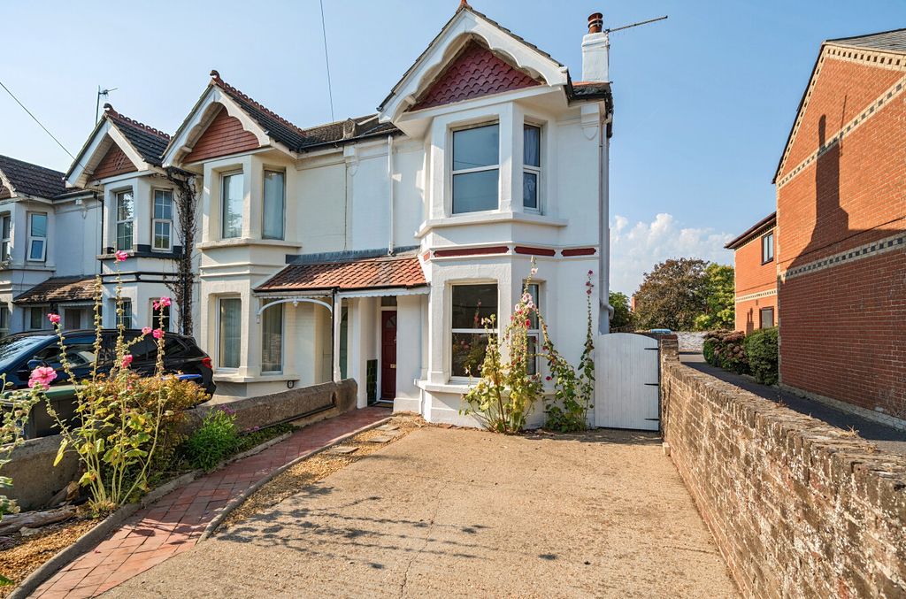 Property photo 3 of 21 1509568-2-1A000Ff...