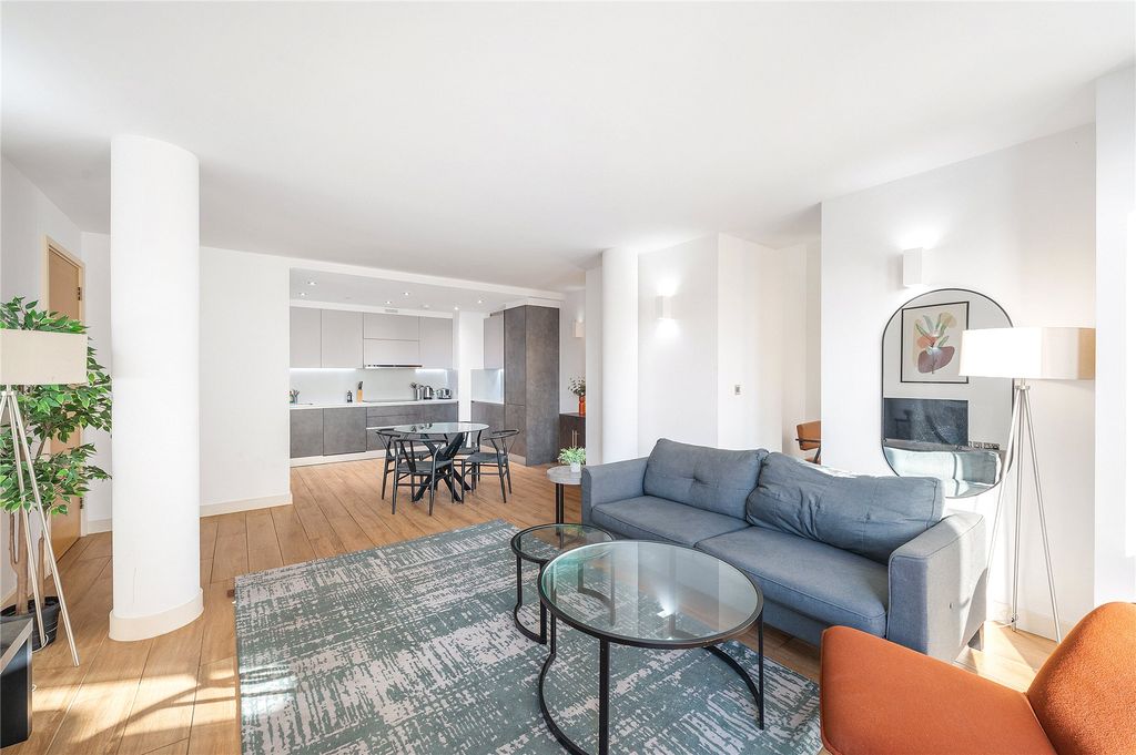 Property photo 3 of 13 Picture No. 05