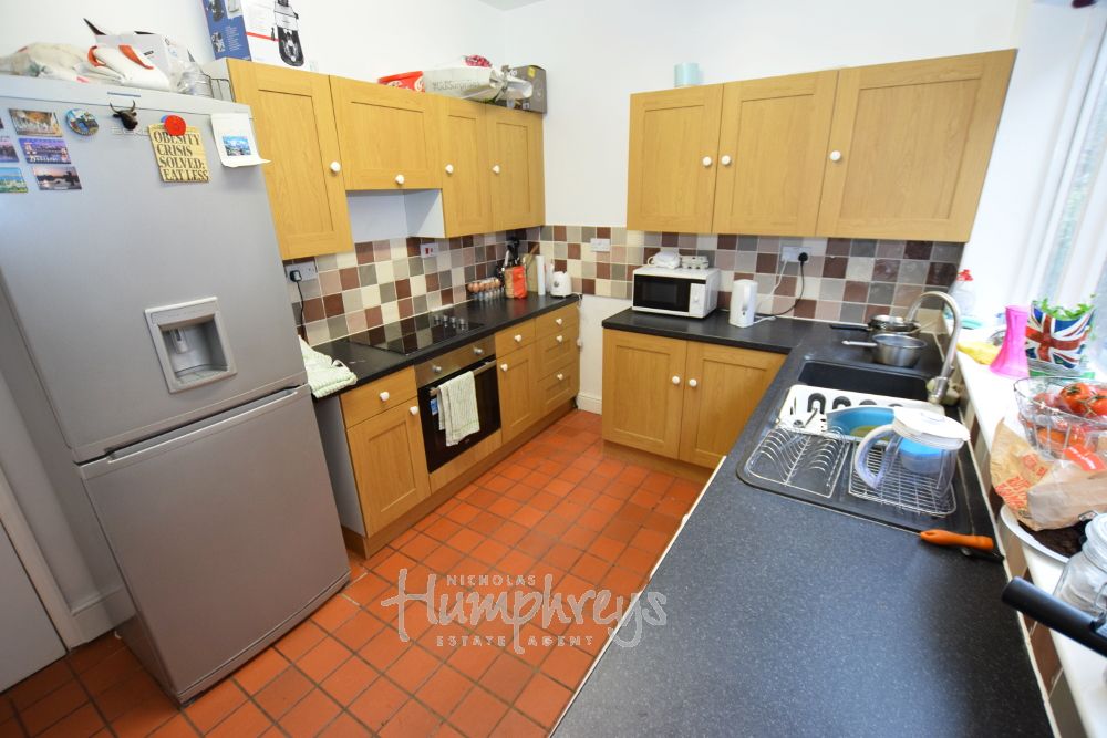 Property photo 3 of 5