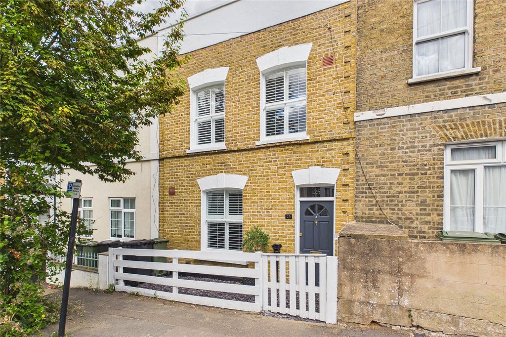 Property photo 1 of 21 Picture No. 16