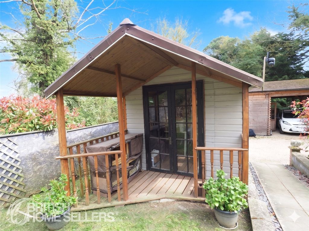 Property photo 3 of 20 Picture No. 44