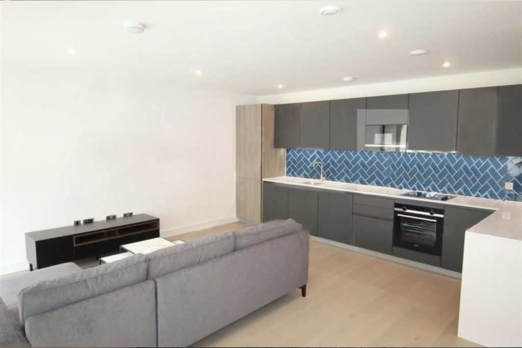 Property photo 2 of 8 Open Plan