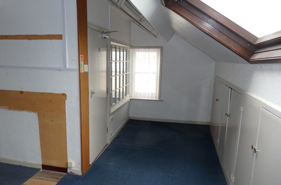 Property photo 3 of 7