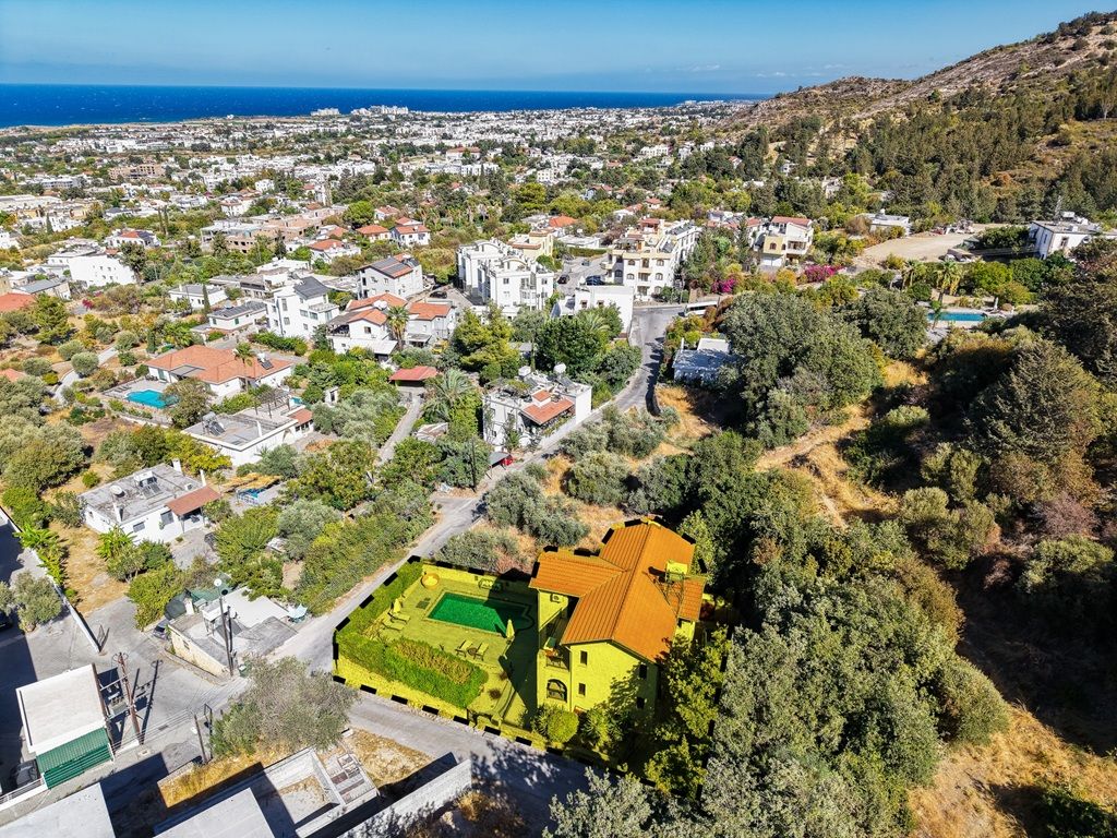 Property photo 1 of 38 1