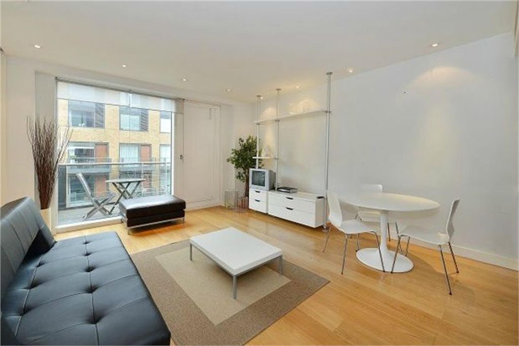 Property photo 1 of 8