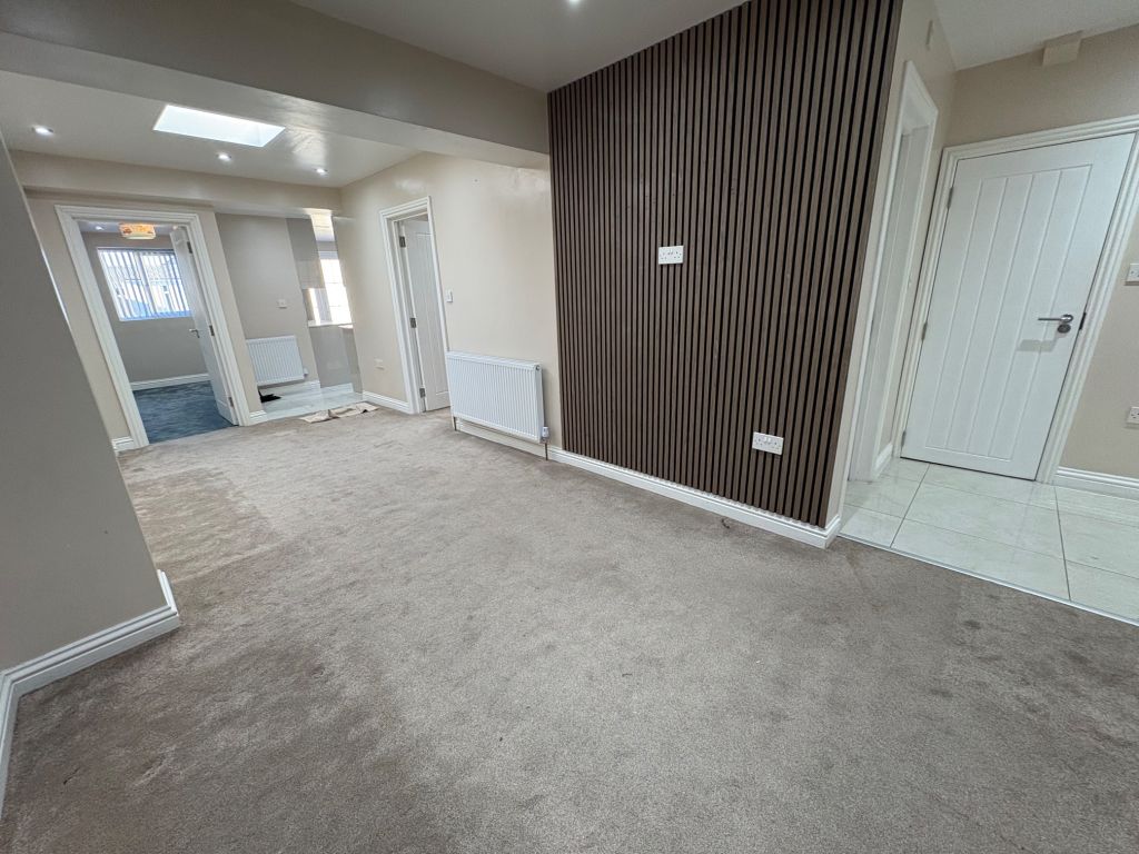 Property photo 1 of 9 Media-1777407817297-883510589