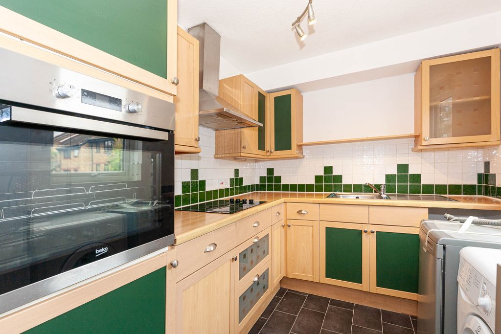 Property photo 2 of 13
