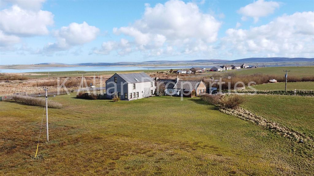Property photo 3 of 37