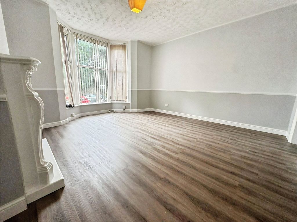 Property photo 2 of 6 Picture No. 04
