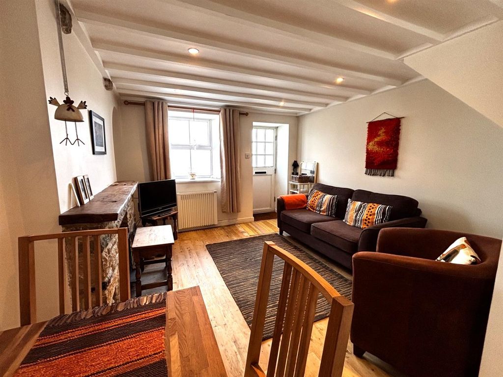Property photo 3 of 16 4344 New Lounge Alt.Jpg