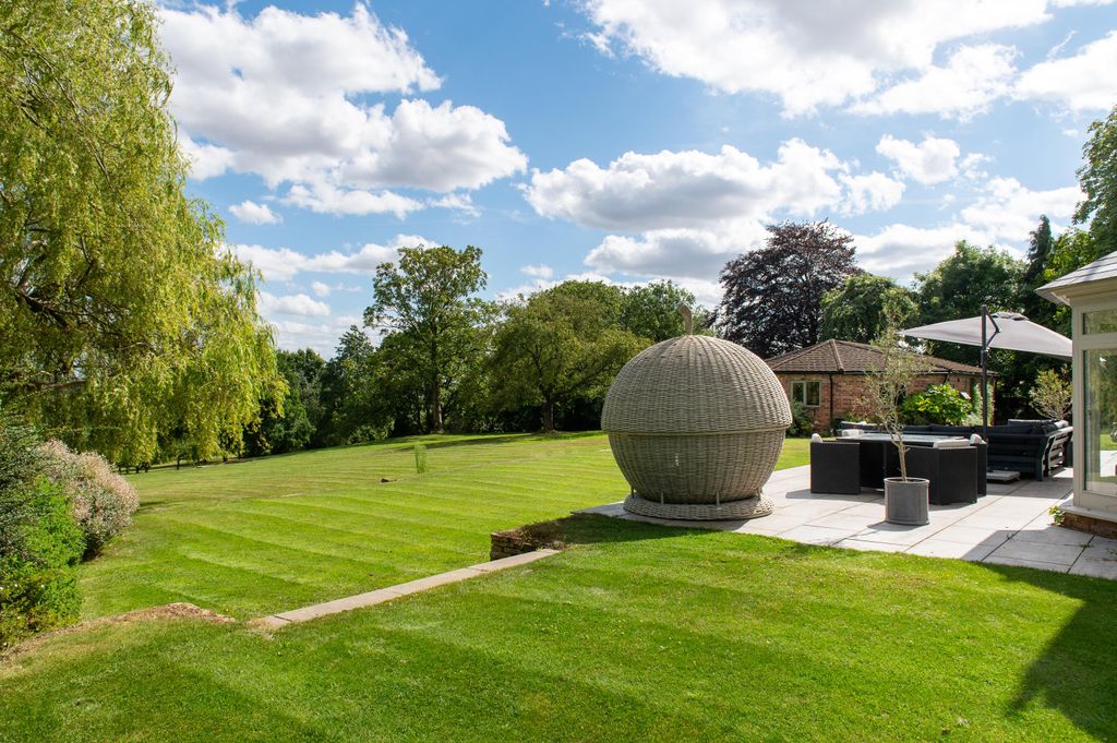 Additional image 43 of 11 bed farm for saleKings Lane, Snitterfield, Stratford-Upon-Avon, Warwickshire CV37.