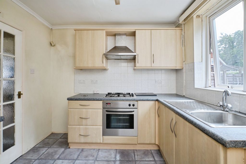Property photo 2 of 19