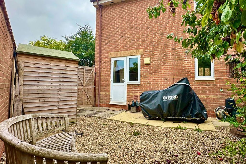 Property photo 3 of 12