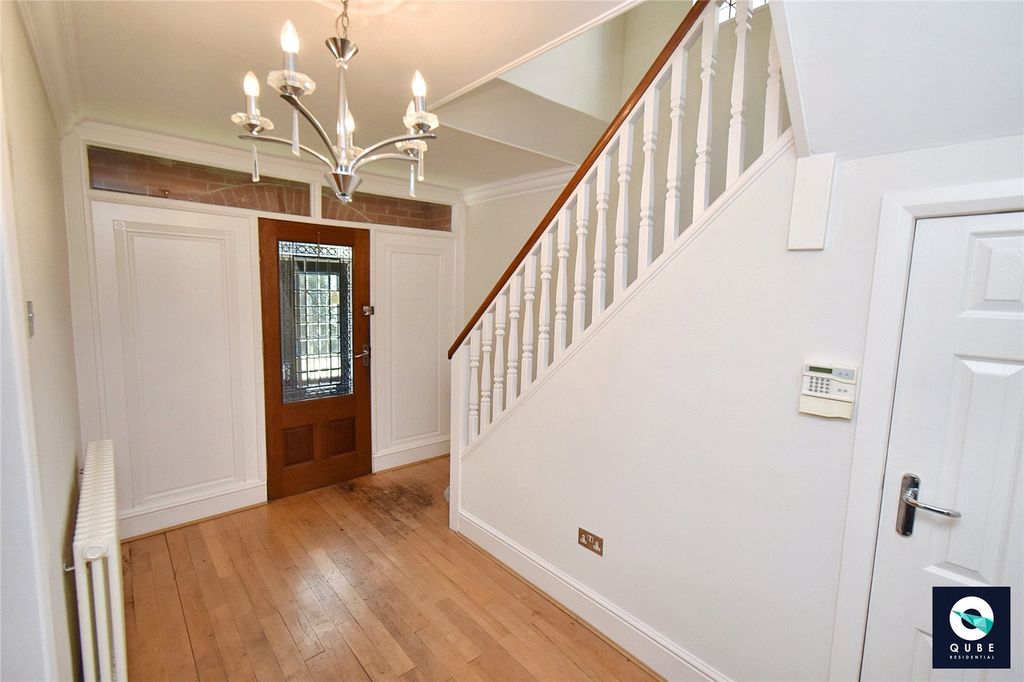 Property photo 2 of 48 Picture No. 02