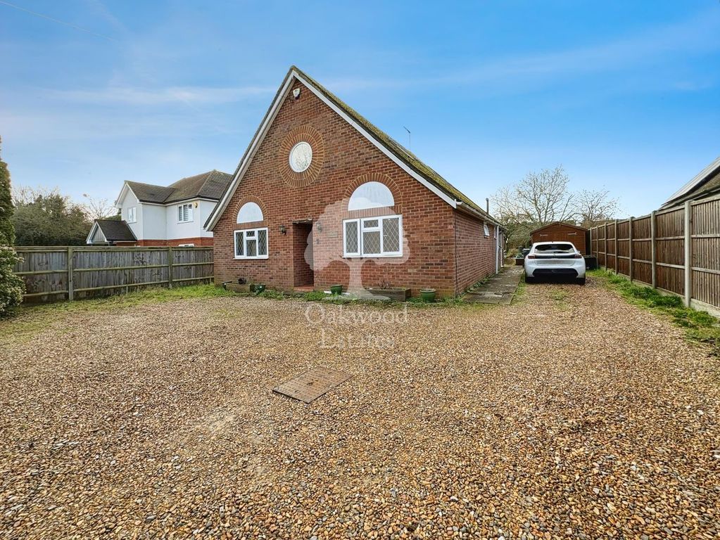 Property photo 1 of 8 Front
