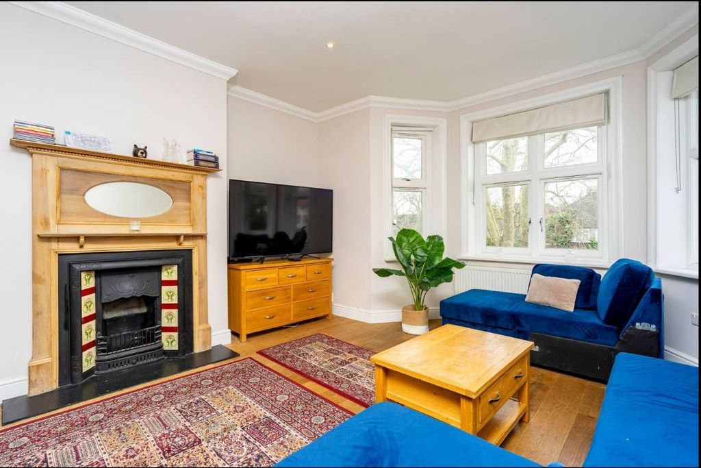 Property photo 1 of 21