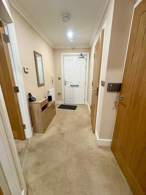 Property photo 3 of 7