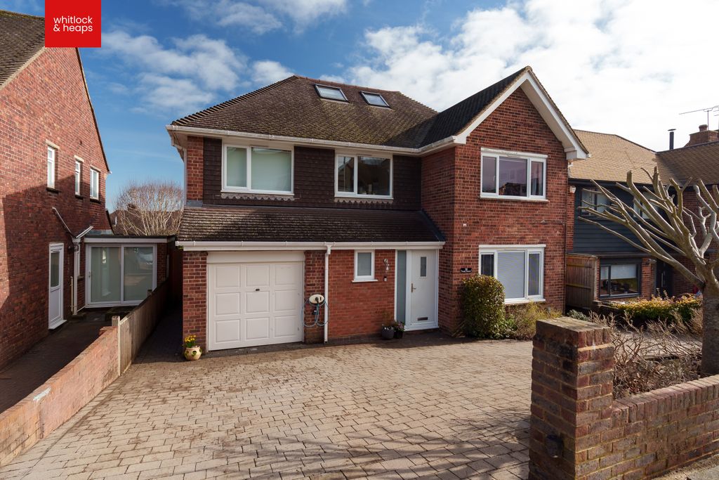 Property photo 1 of 36