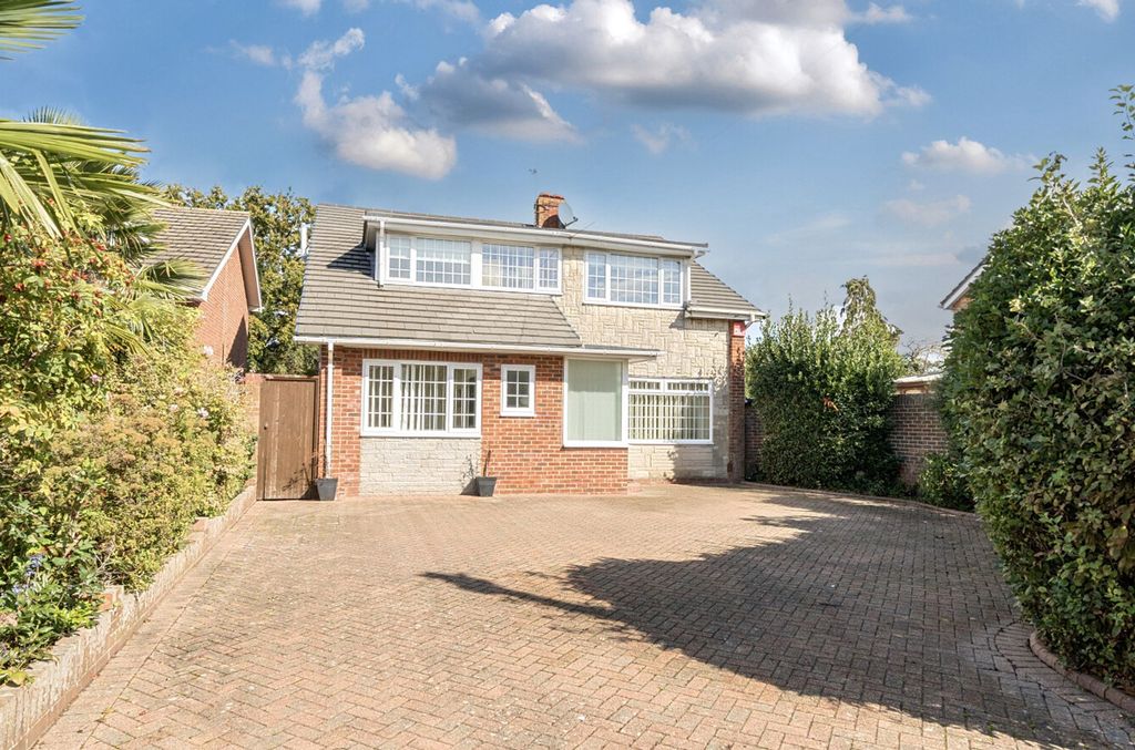 Property photo 1 of 23