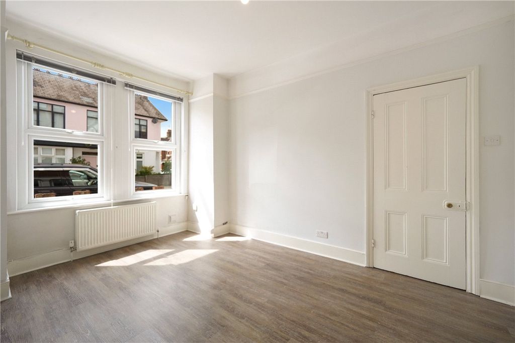 Property photo 2 of 15 Picture No. 03