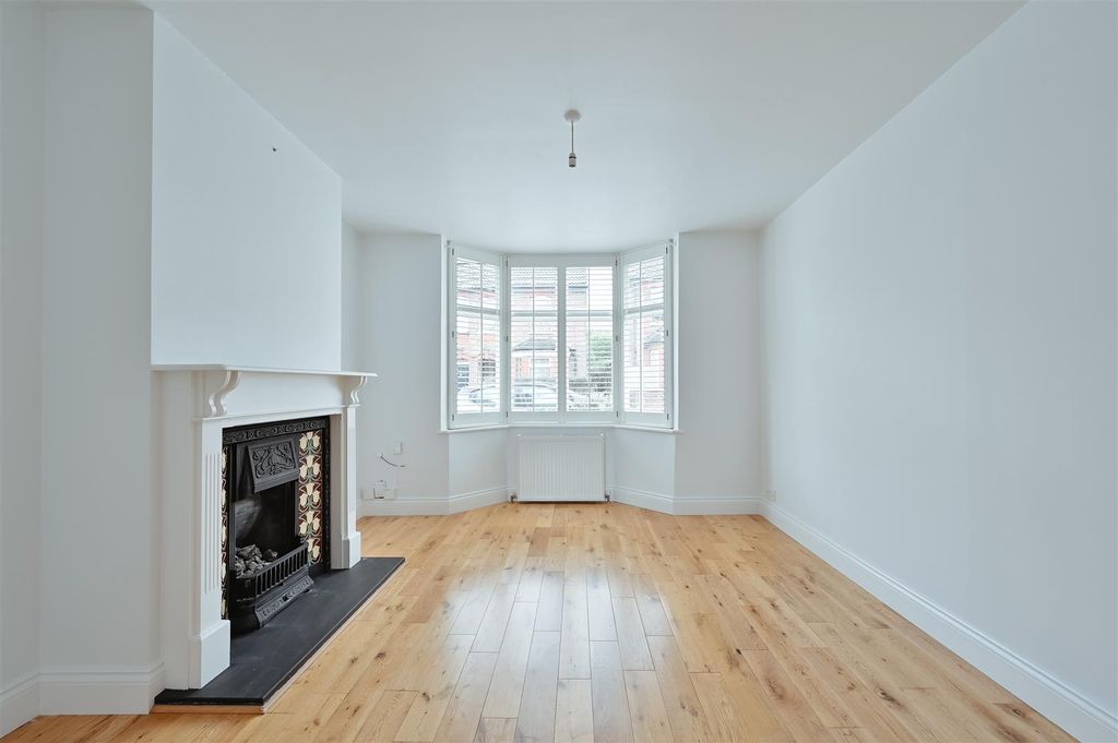 Property photo 3 of 12 29 Coleswood Road-7.Jpg