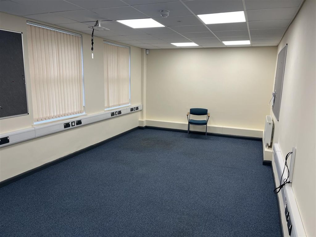 Property photo 2 of 9 Img_0661.Jpg