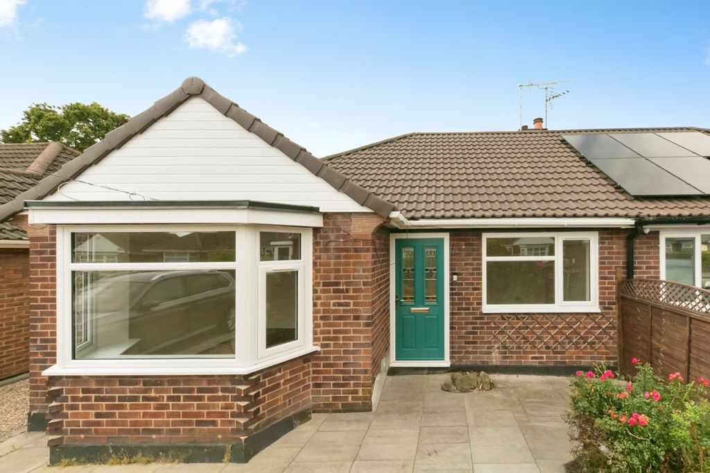 Property photo 3 of 16 Pbox-Img.Jpg