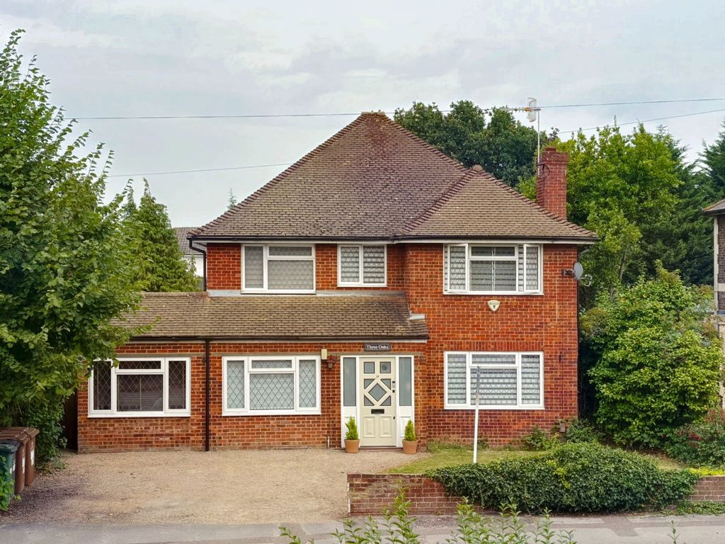 Property photo 1 of 52