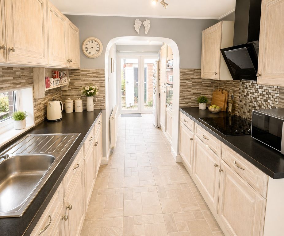Property photo 2 of 9