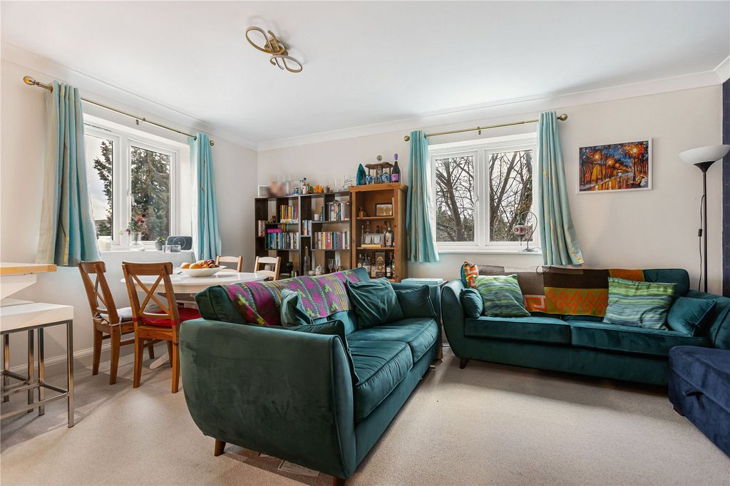 Property photo 2 of 15 Picture No. 04