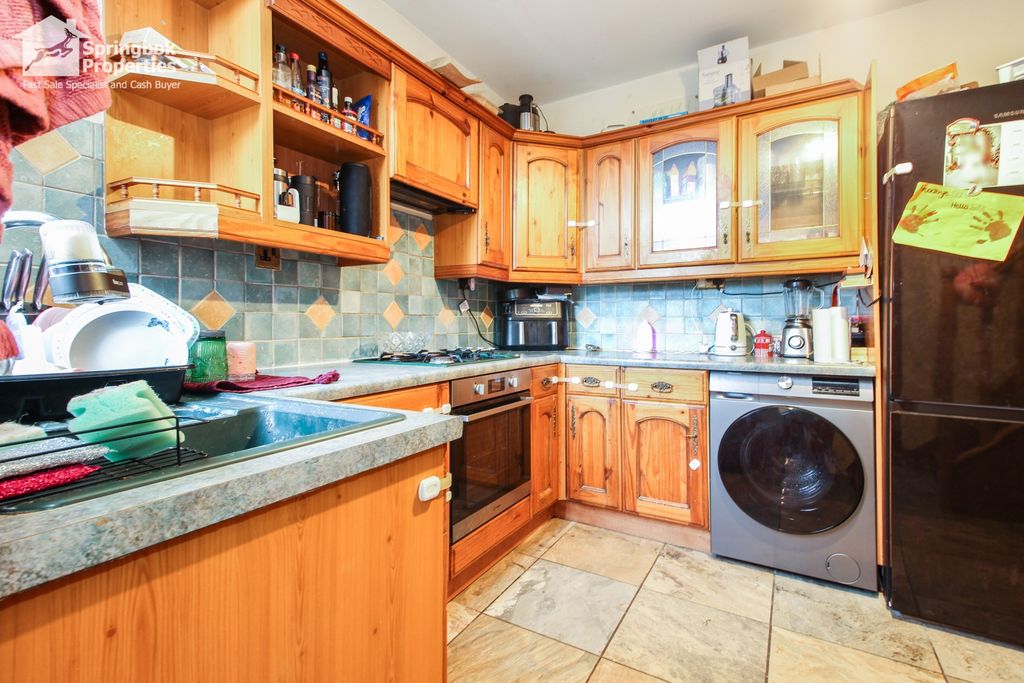 Property photo 2 of 9 Image 1