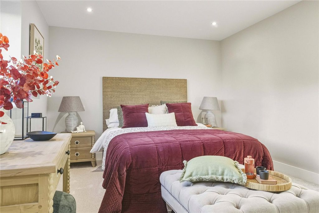 Property photo 3 of 15 Picture No. 33