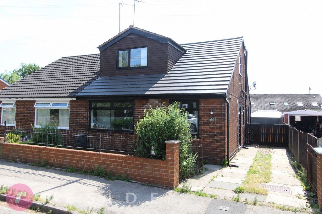 Property photo 1 of 15 House