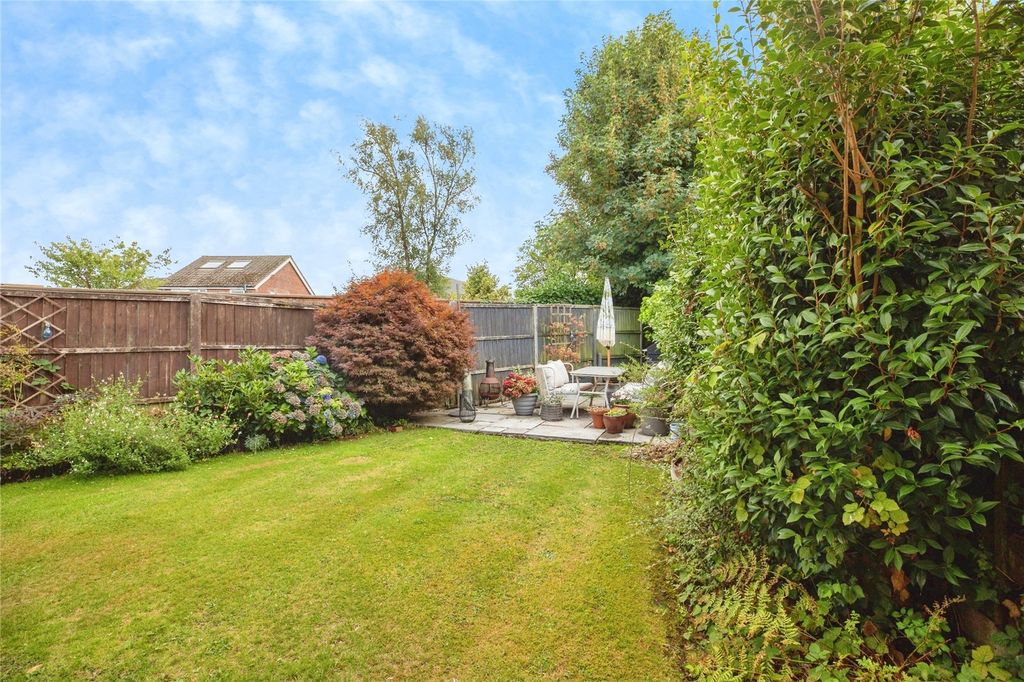 Property photo 2 of 22 Picture No. 25