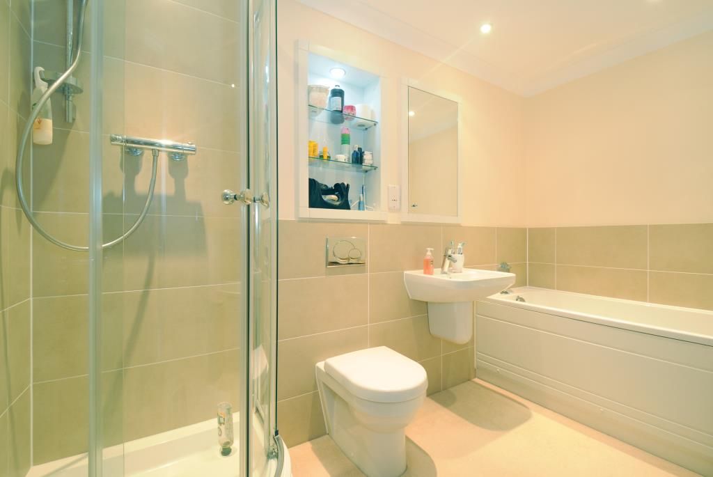 Property photo 2 of 8 Bathroom View