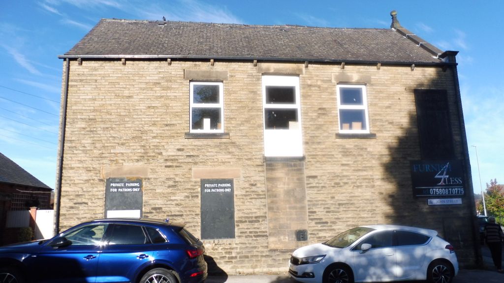 Property photo 2 of 20 Side View