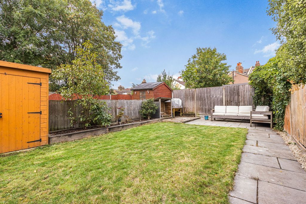 Property photo 3 of 18
