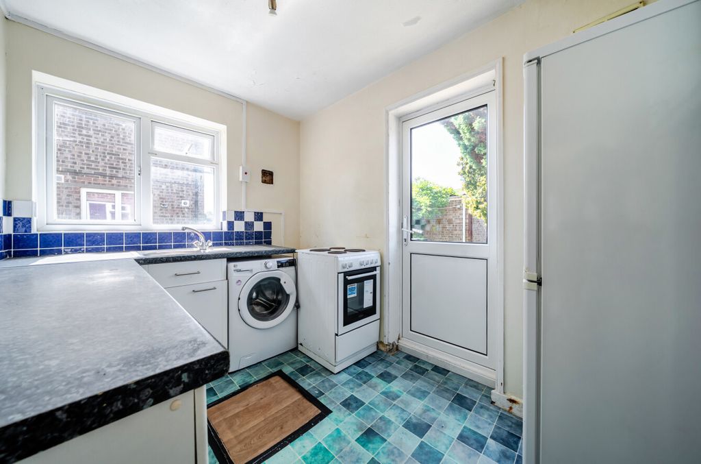 Property photo 3 of 12 1493055-8-6A58B1A...