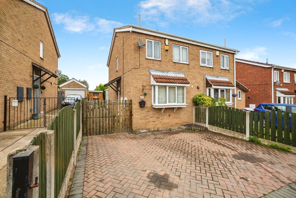 Property photo 1 of 17