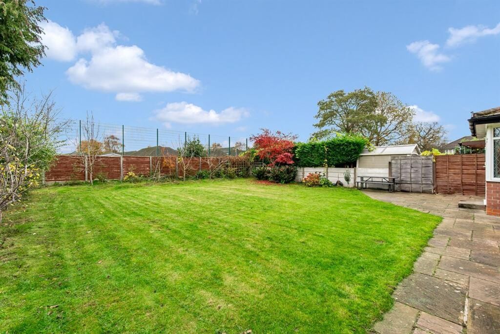 Property photo 2 of 35