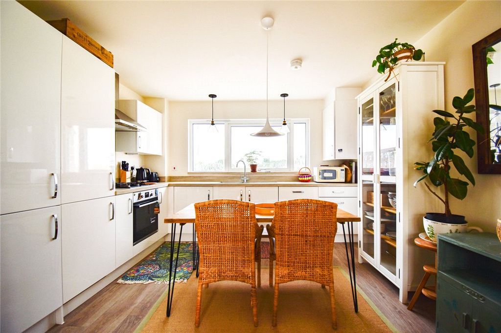 Property photo 1 of 10 Picture No. 07