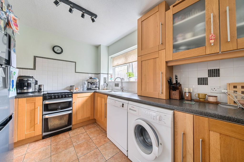 Property photo 3 of 18