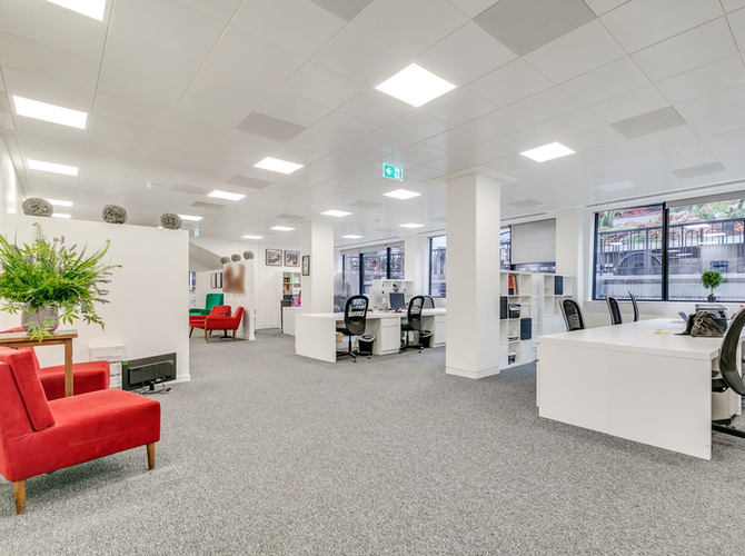 Property photo 3 of 11